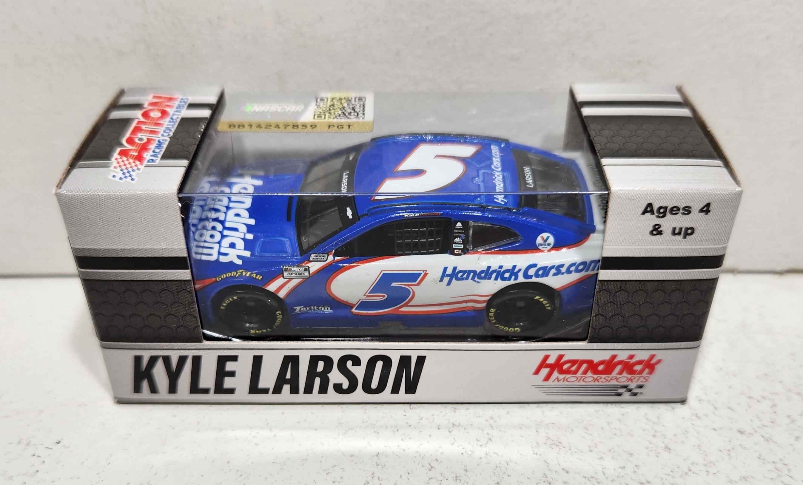 2021 Kyle Larson 1/64th HendrickCars.com Camaro