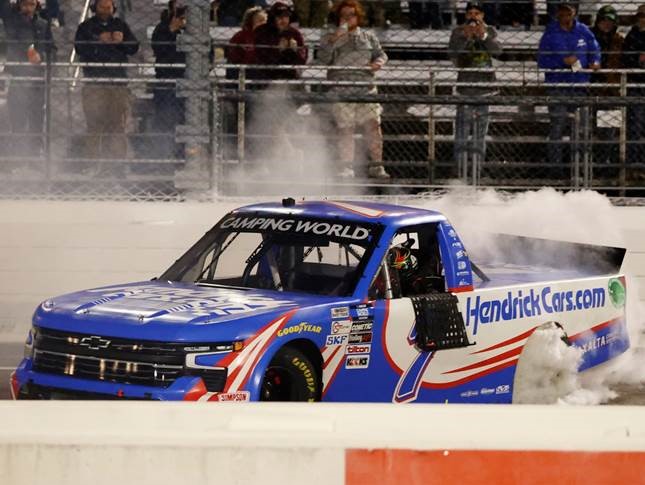 2022 William Byron 1/64th HendrickCars.com "Martinsville Win" truck