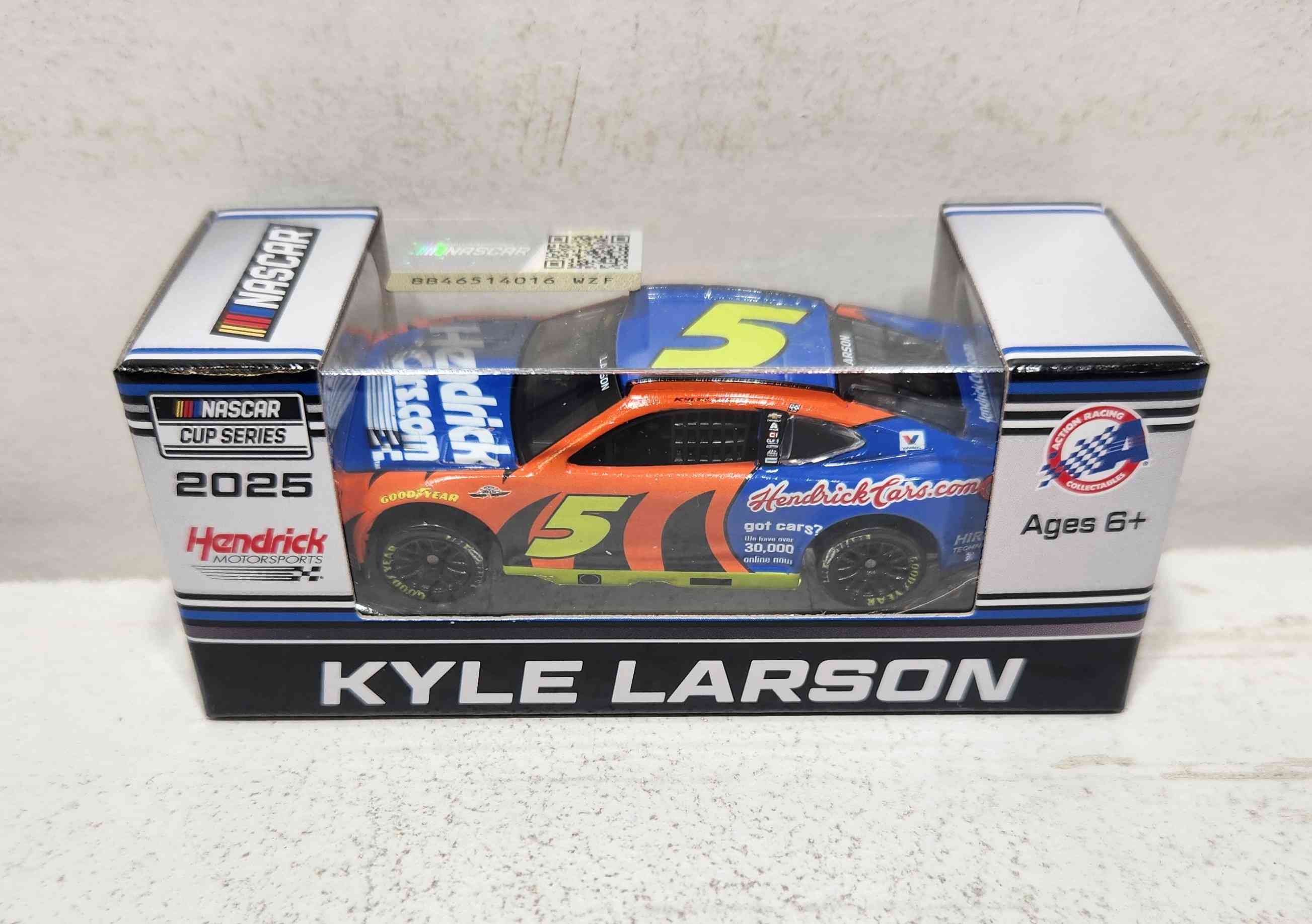 2025 Kyle Larson 1/64th HendrickCars.com "Darlington Throwback" Chevrolet