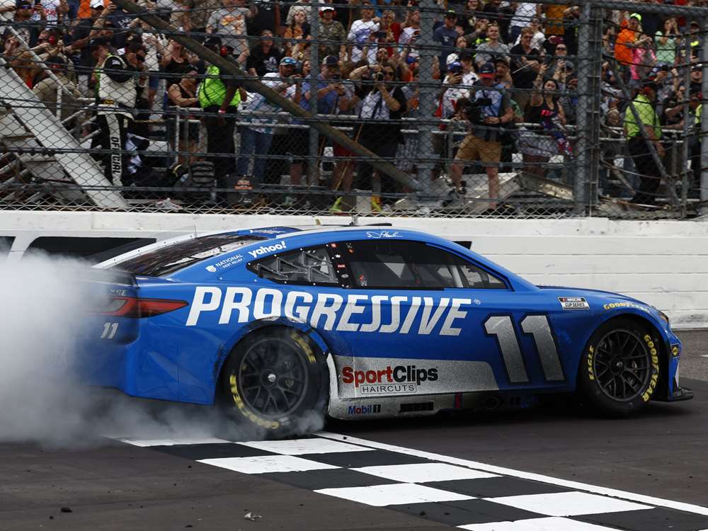 2025 Denny Hamlin 1/64th Progressive "Martinsville Win" Toyota