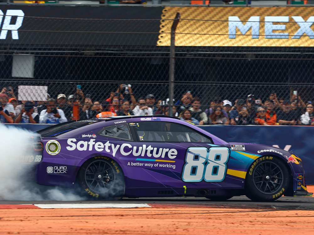 2025 Shane Van Gisbergen 1/64th SafetyCulture "Mexico City" Chevrolet