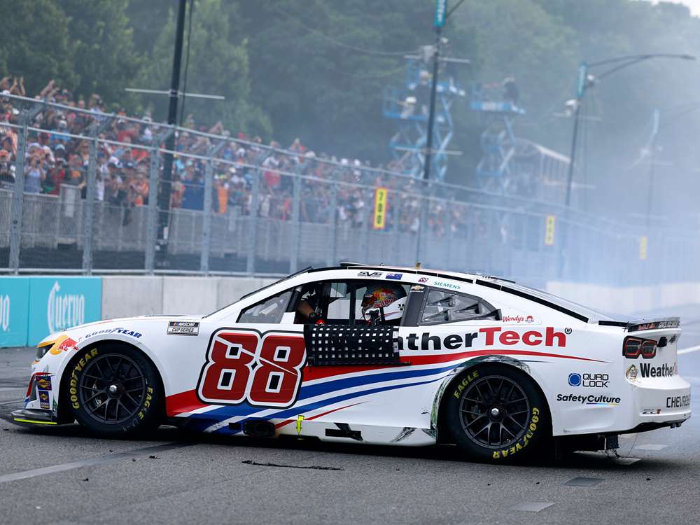 2025 Shane Van Gisbergen Weathertech "Chicago Win" Chevrolet