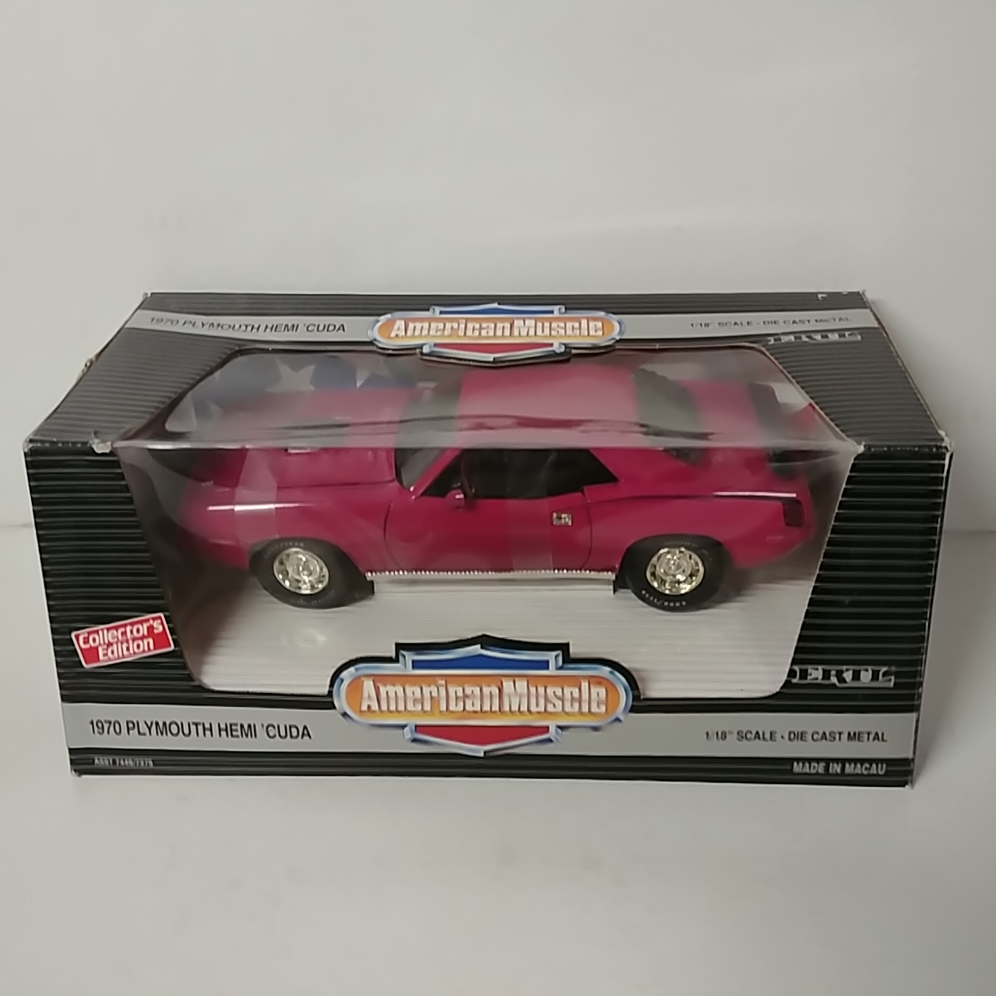 1970 Plymouth 1/118th Hemi Cuda Panther Pink