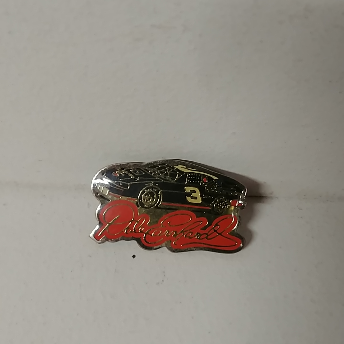 1995 Dale Earnhardt Goodwrench hat pin