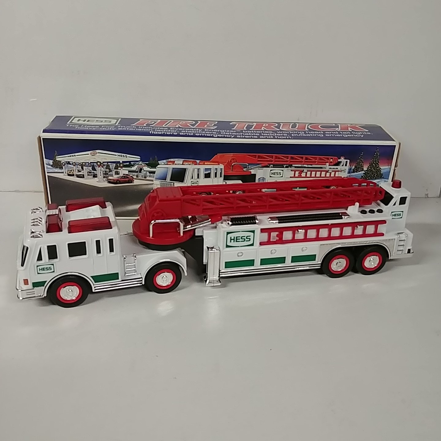 2000 Hess Fire Truck