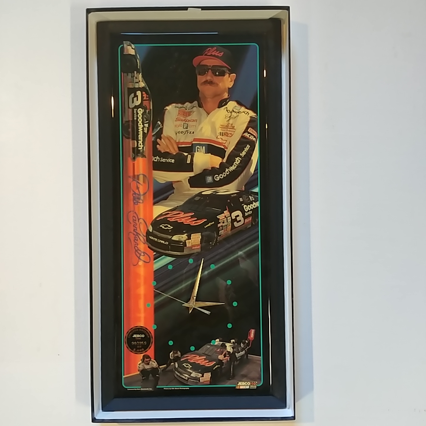 1997 Dale Earnhardt Goodwrench Plus clock