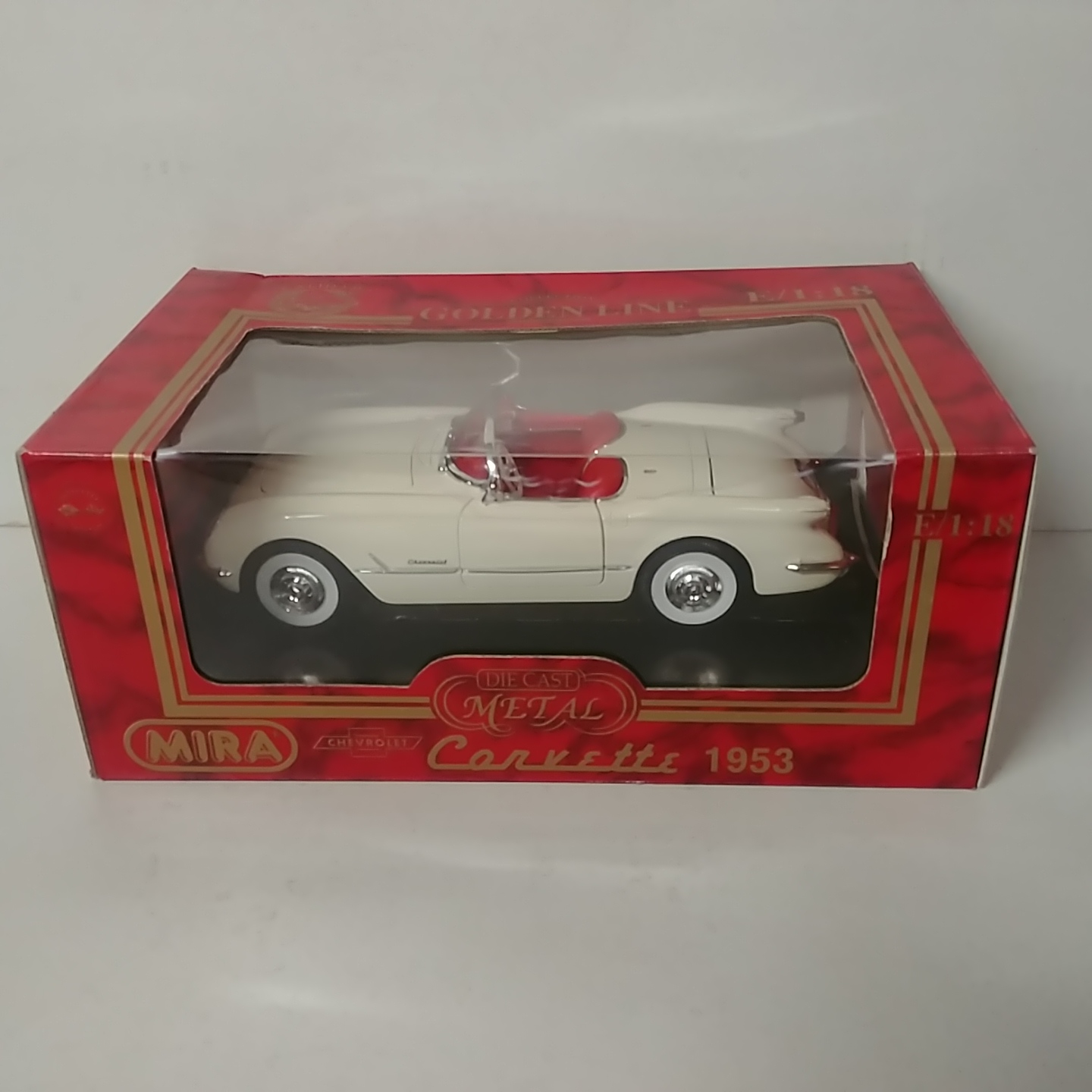 1953 Chrevolet 1/18th Corvette White