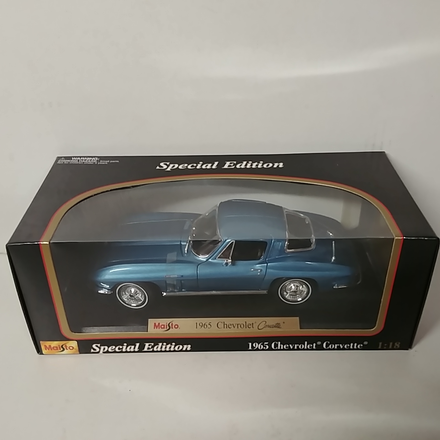 1965 Chevrolet 1/18th Corvette Silver