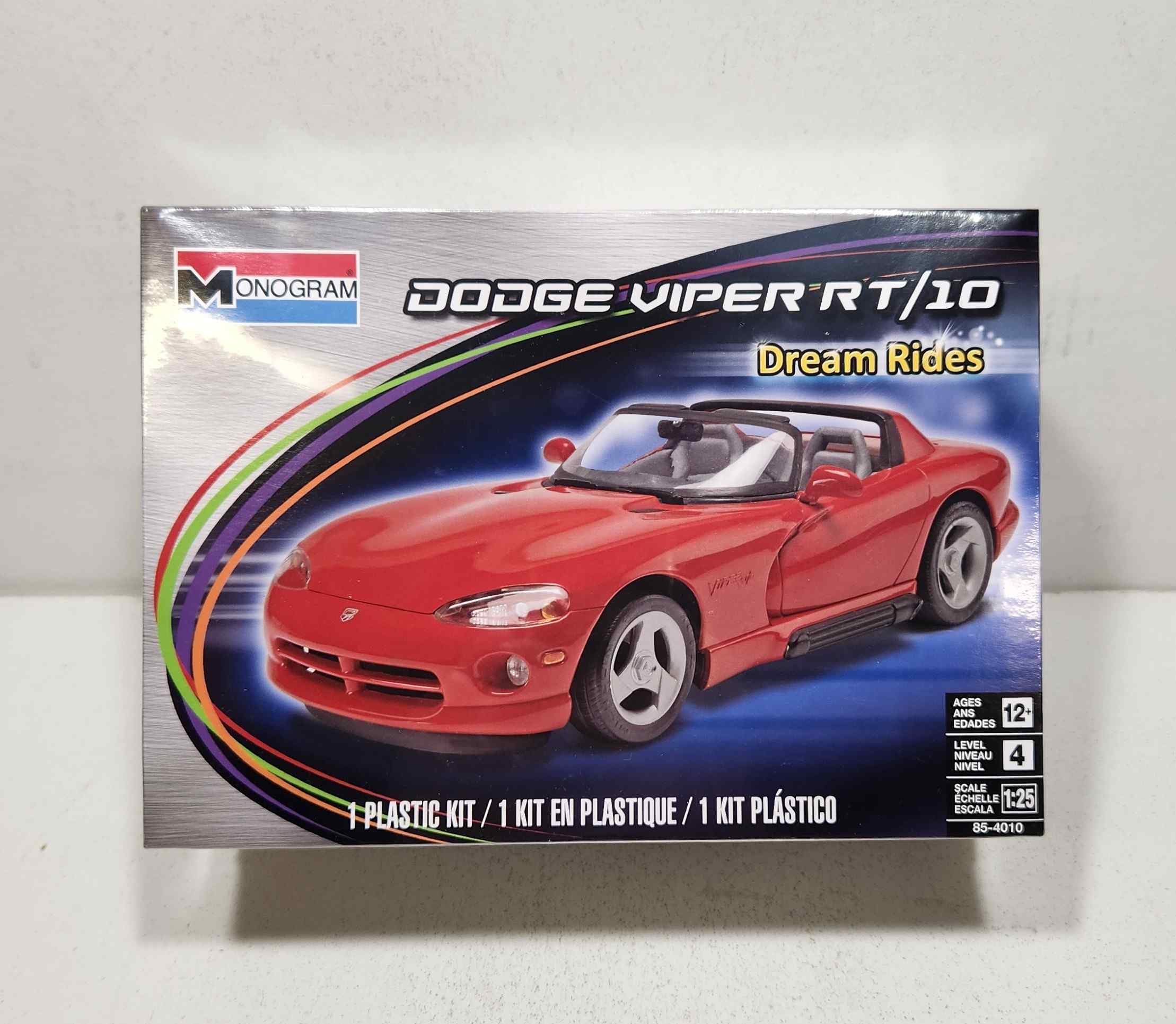1990 Dodge 1/25th Viper RT/10 model kit