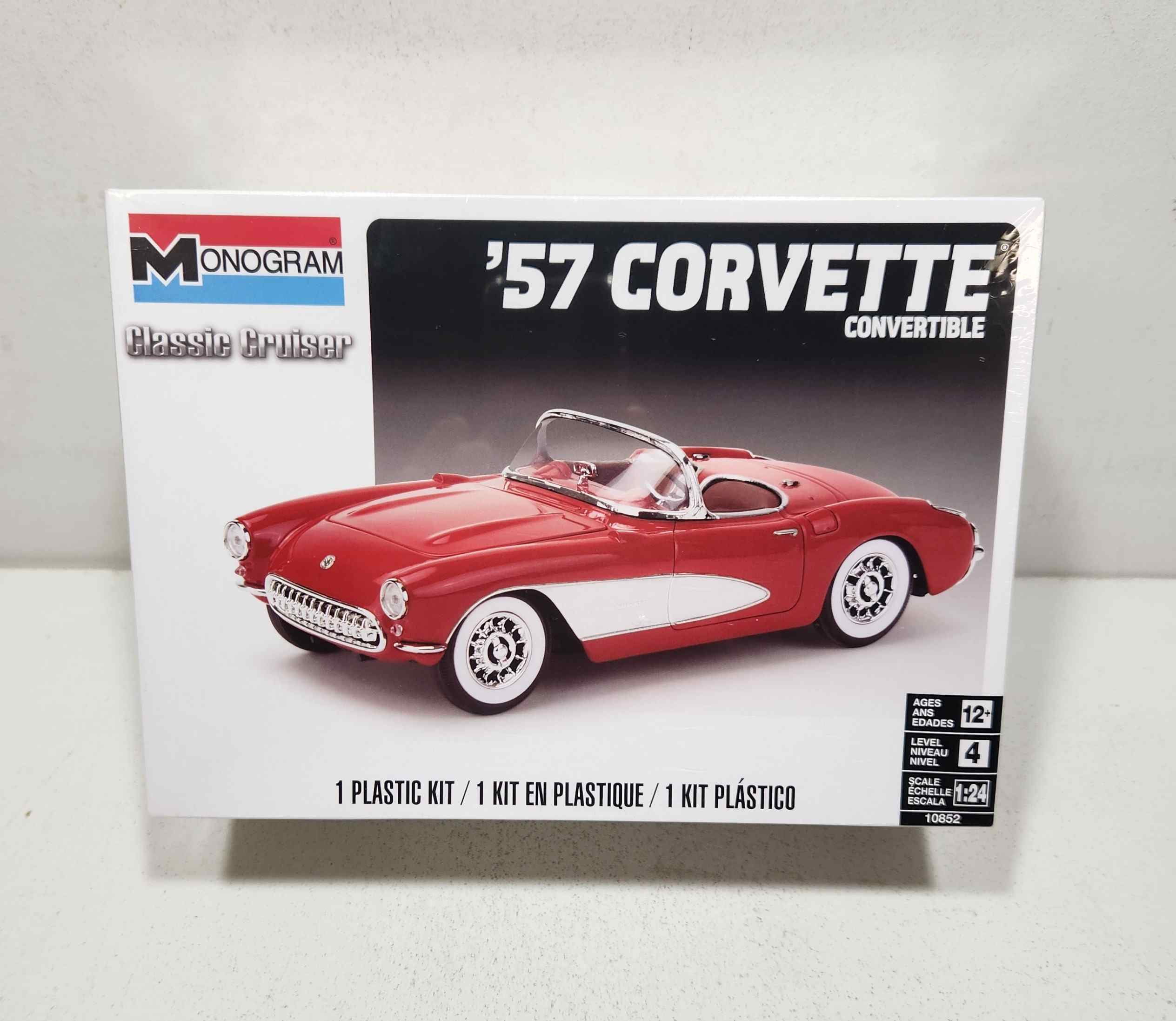 1957 Chevrolet 1/25th Corvette Convertible model kit