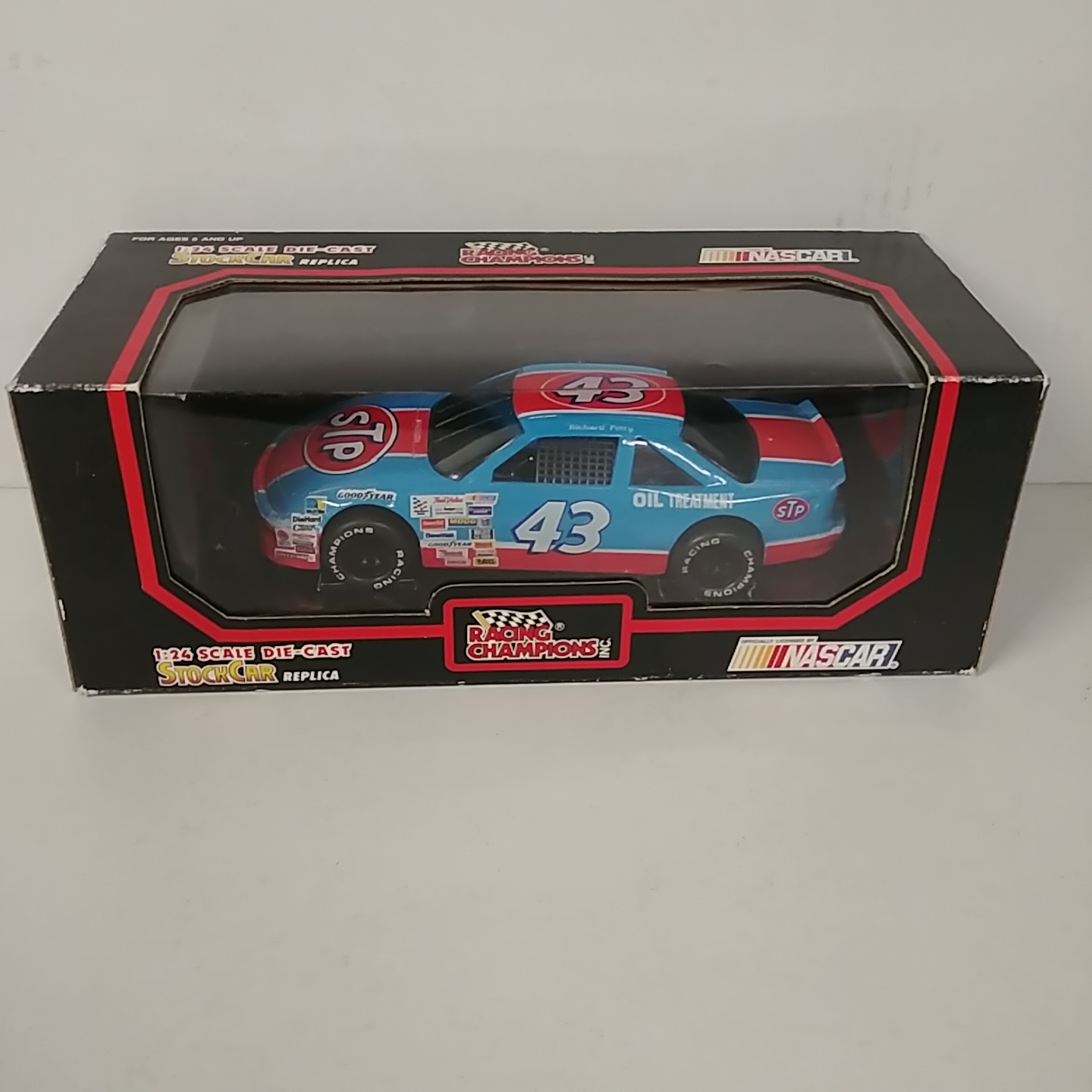 1991 Richard Petty 1/24th STP Pontiac