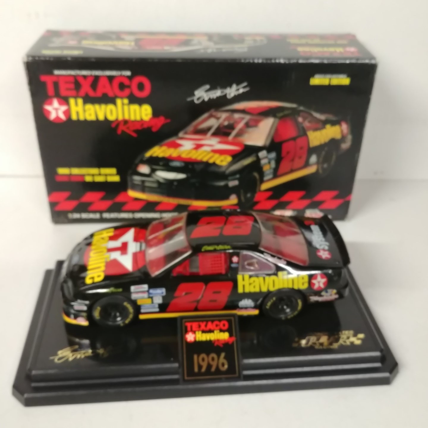 1996 Ernie Irvan 1/24th Havoline c/w car