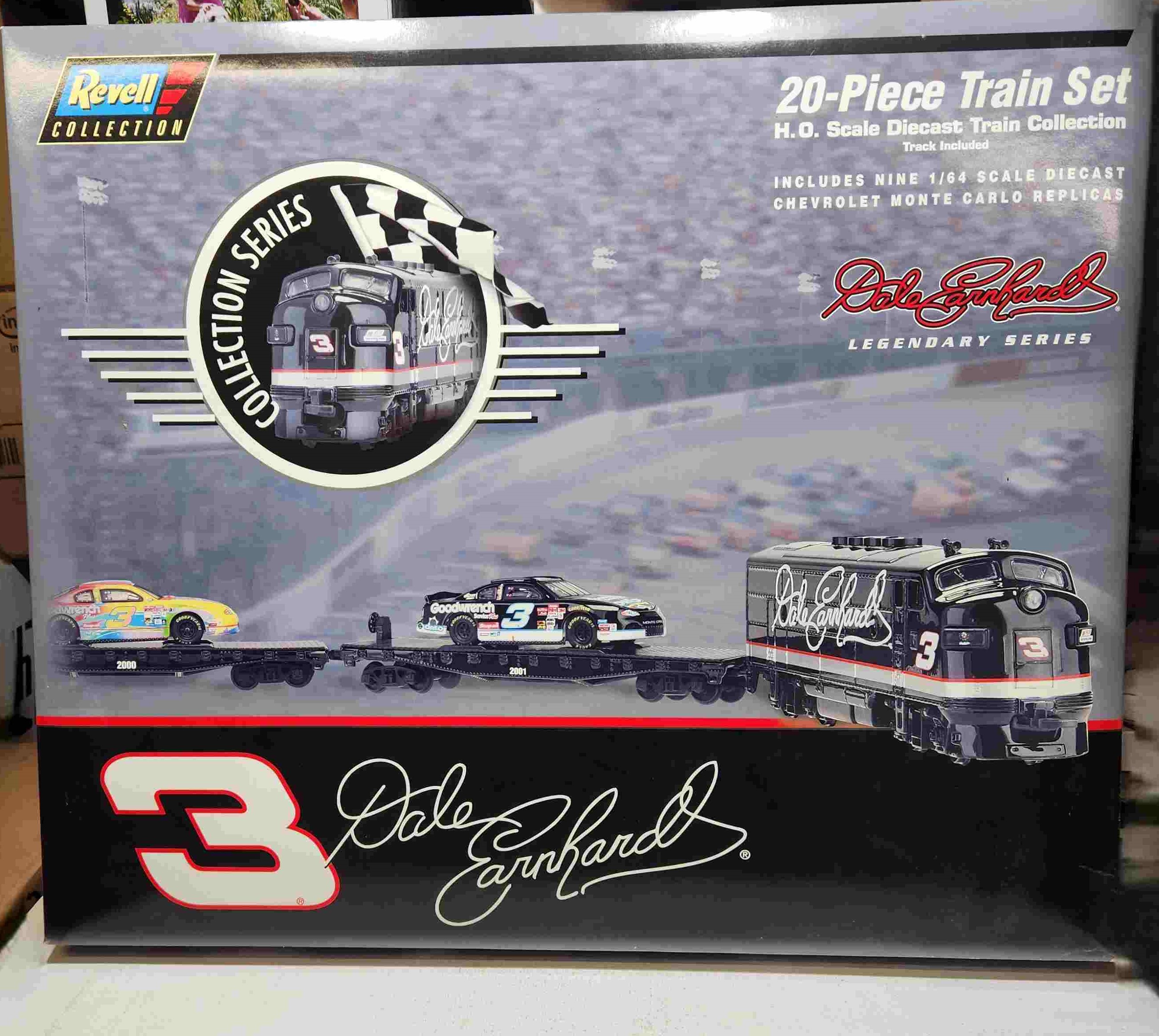 2001 Dale Earnhardt Legendary Revell HO size train set