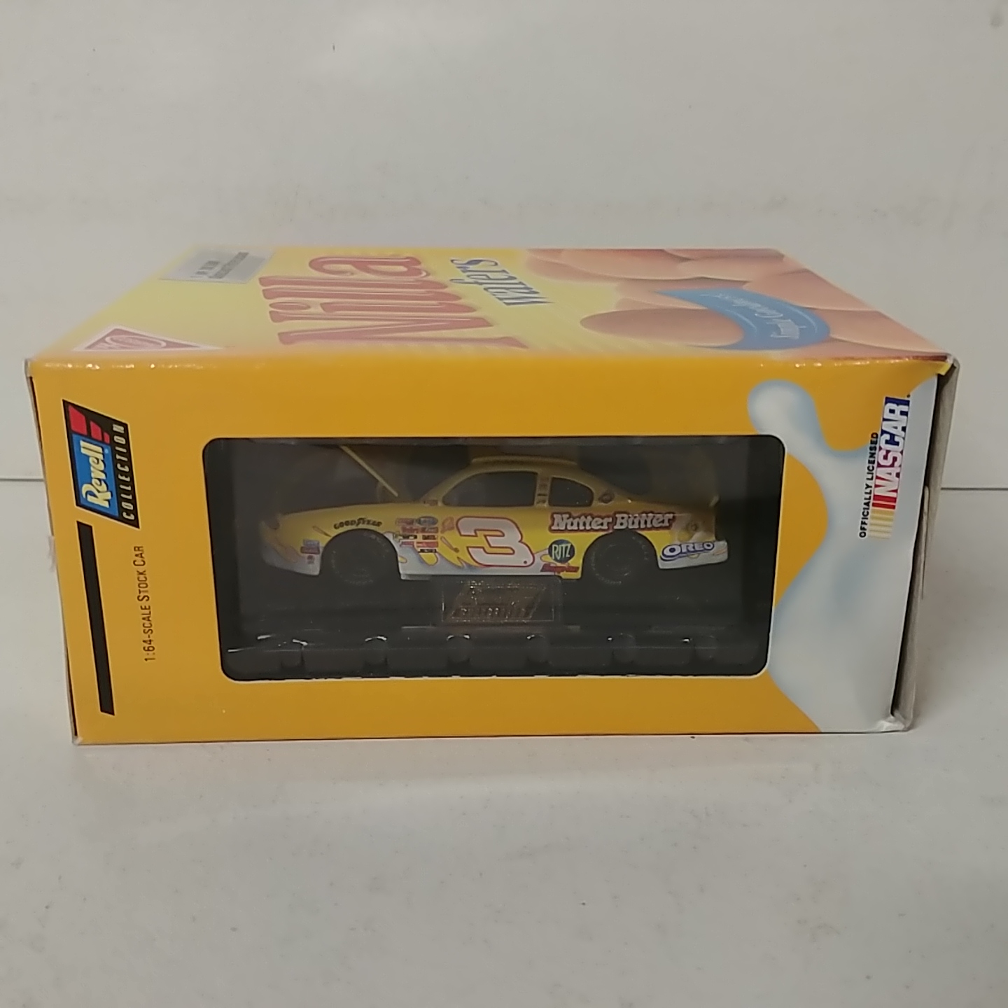 2002 Dale Earnhardt Jr 1/64 Nilla Wafers in cookie box