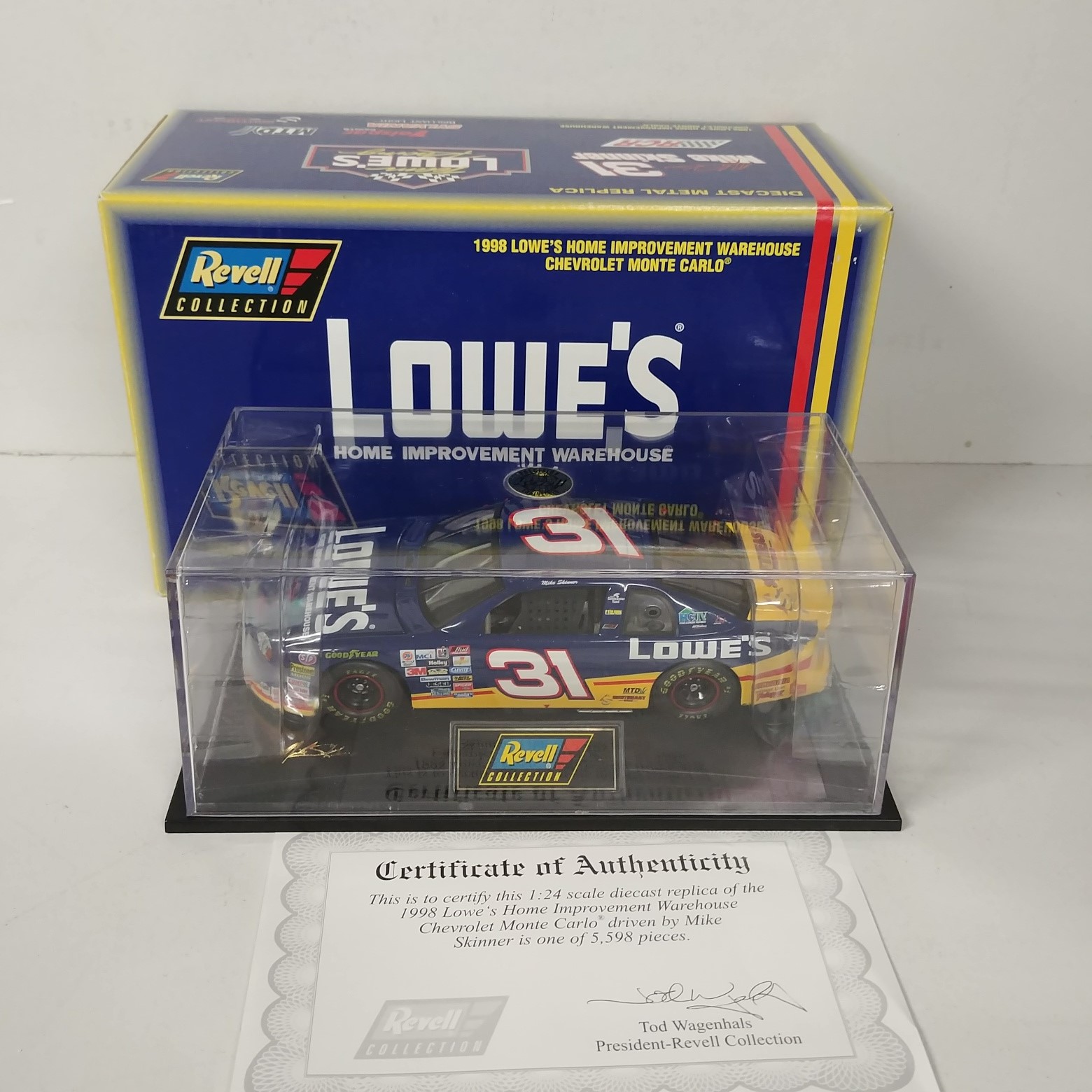 1998 Mike Skinner 1/24th Lowe's c/w car