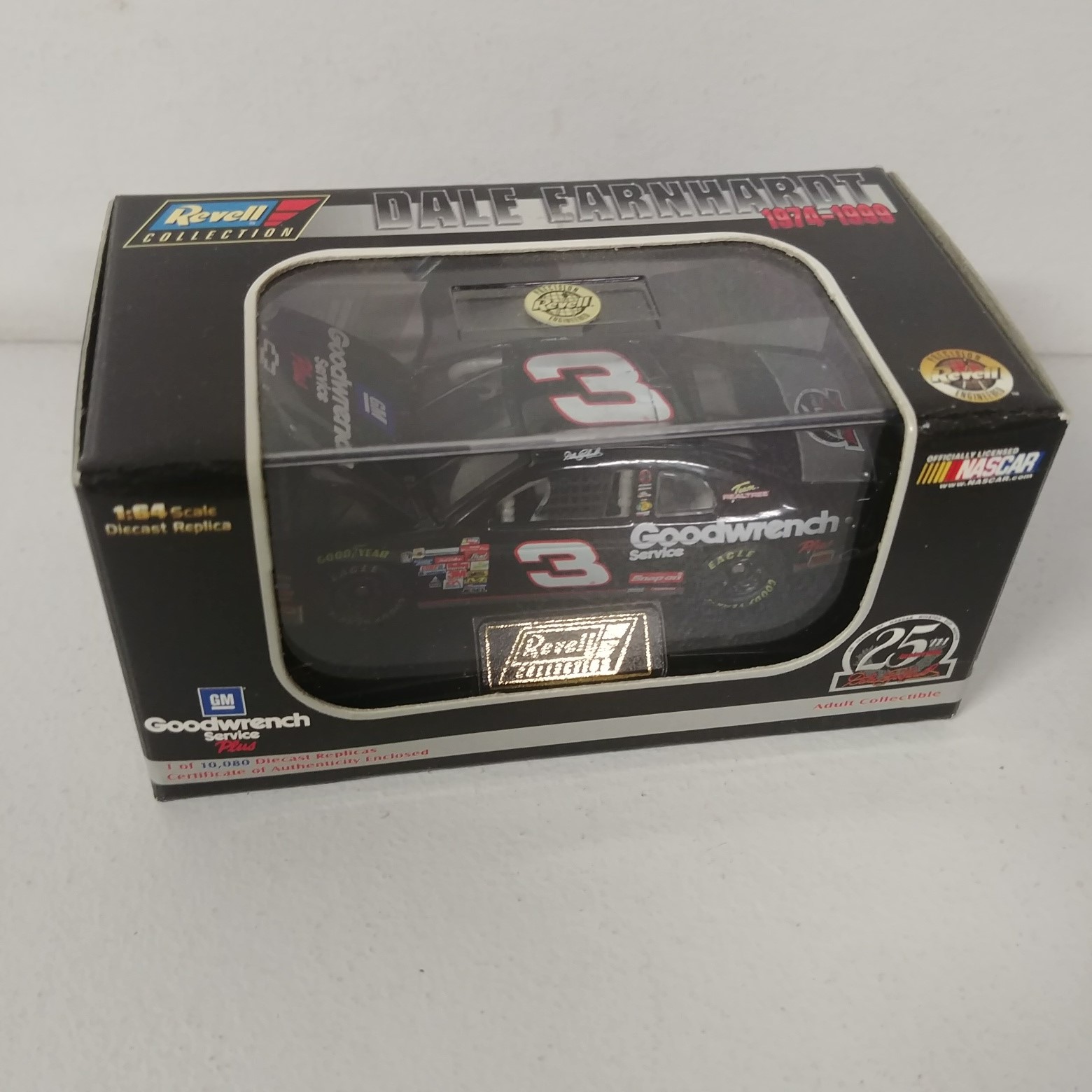 1999 Dale Earnhardt 1/64th GM Goodwrench "25th Annivesary" hood open Monte Carlo