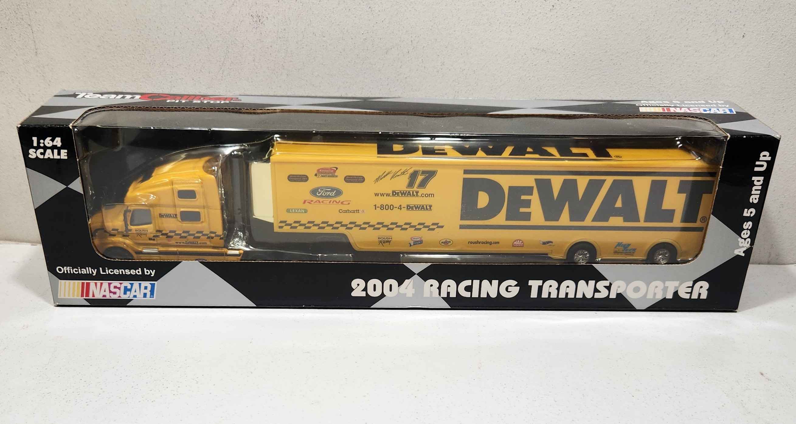 2004 Matt Kenseth 1/64th Dewalt Transporter