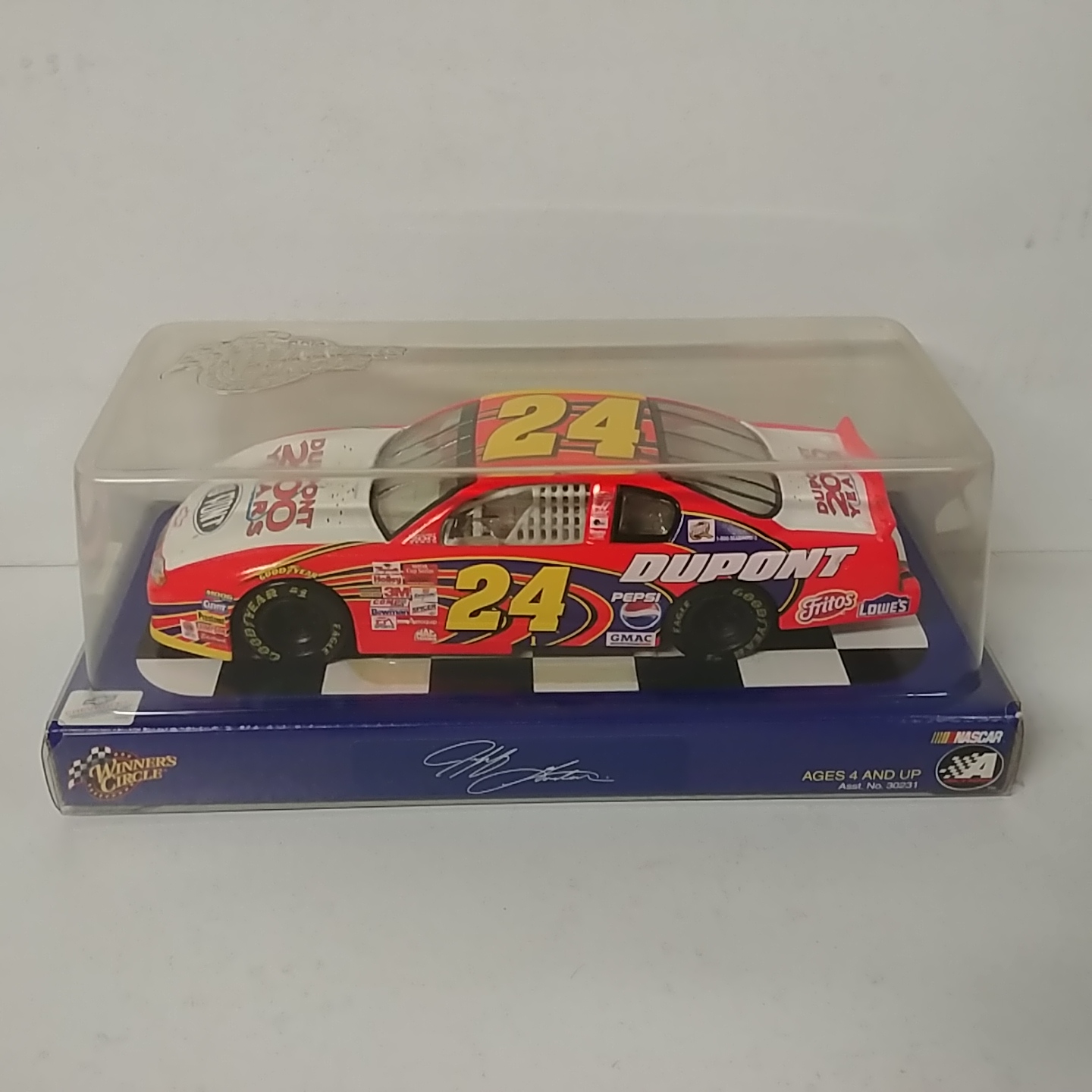 2002 Jeff Gordon 1/24th Dupont "200th Anniversary" car