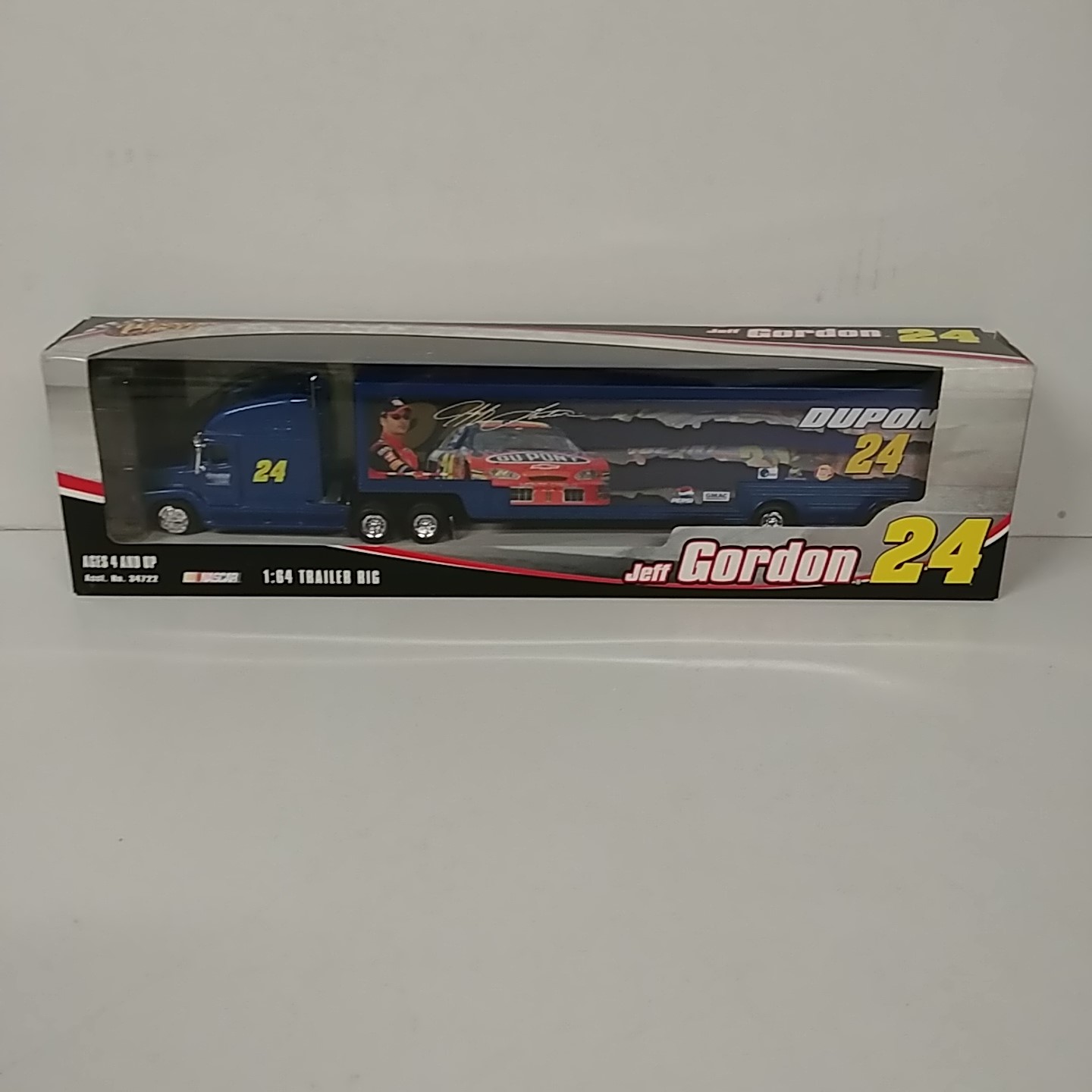 2005 Jeff Gordon 1/64th Dupont hauler