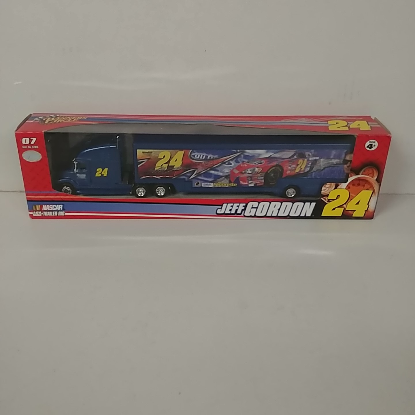 2007 Jeff Gordon 1/64th Dupont hauler