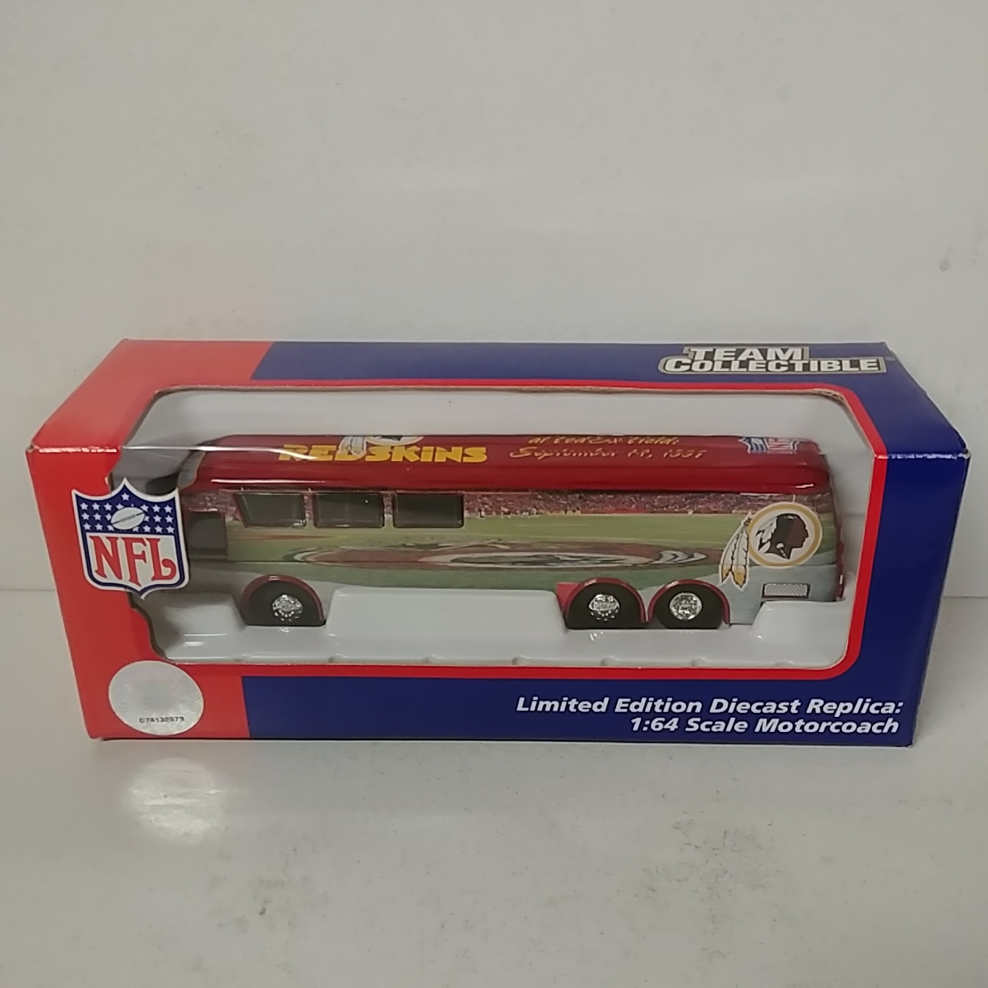 2001 Washington Redskins 1/64th Motorcoach