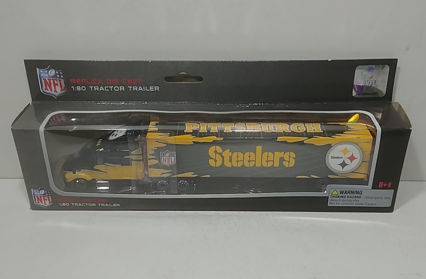 2009 Pittsburgh Steelers 1/80th Transporter