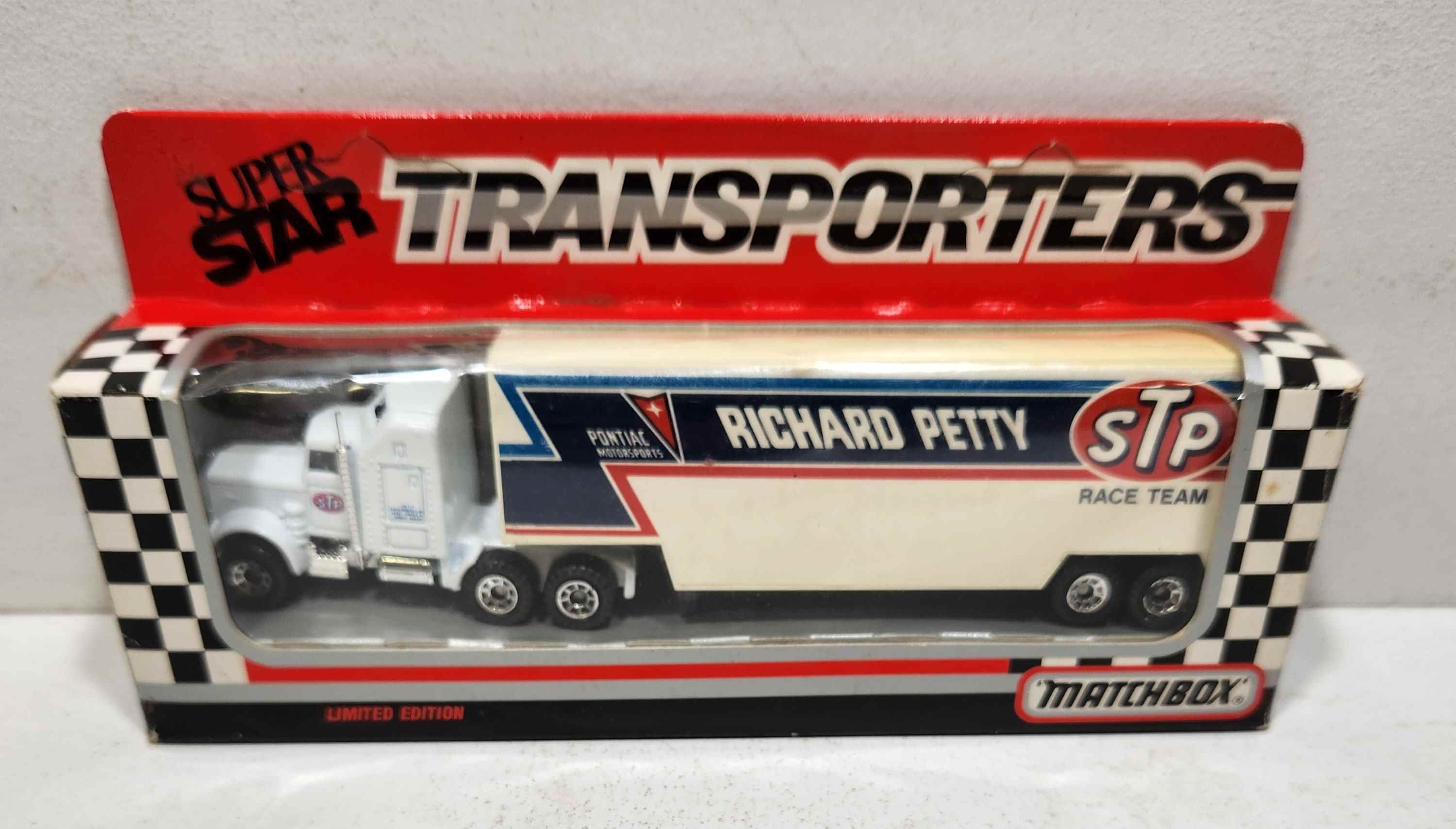 1989 Richard Petty 1/87th STP transporter