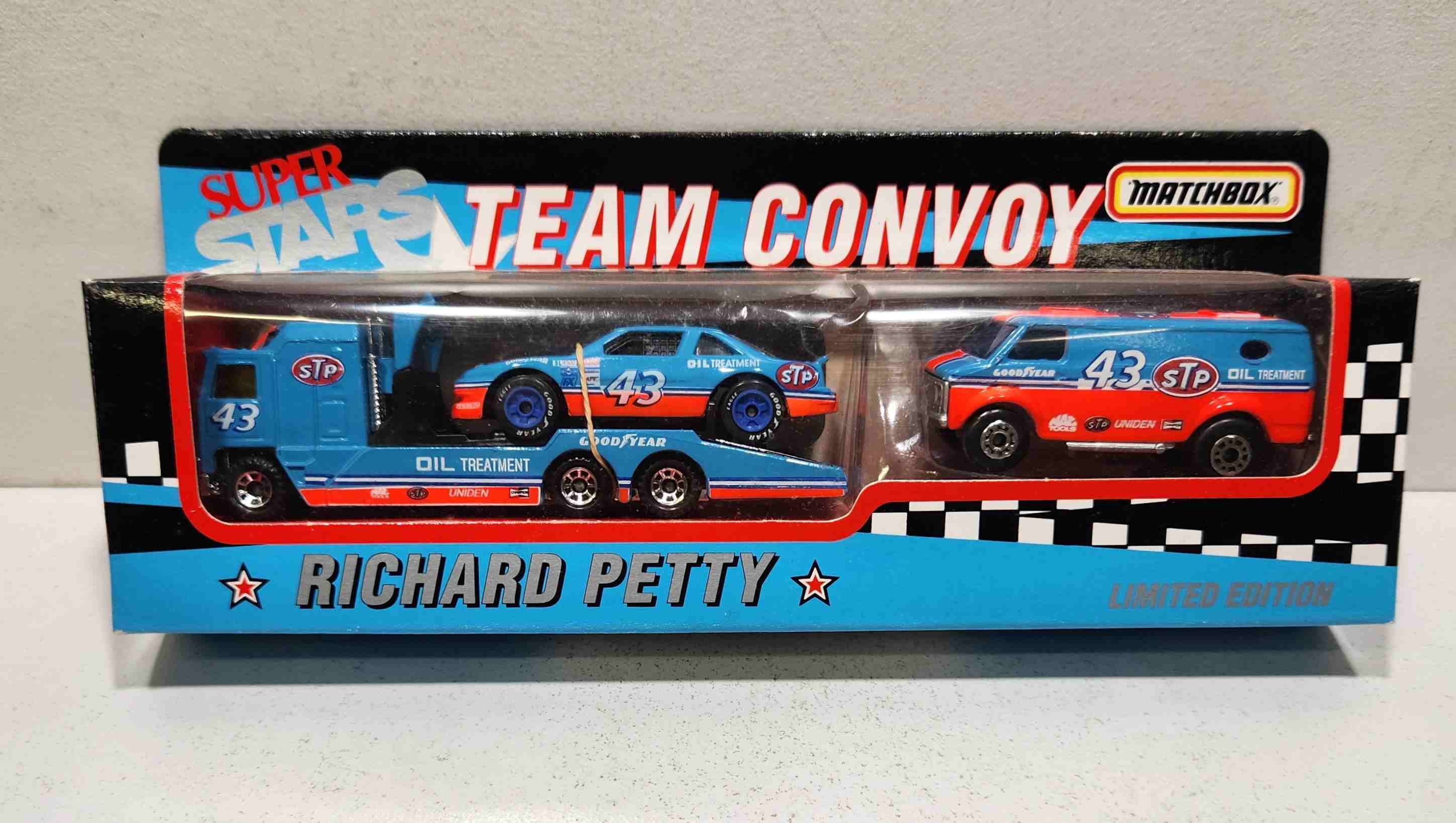 1992 Richard Petty 1/80th STP Team Convoy