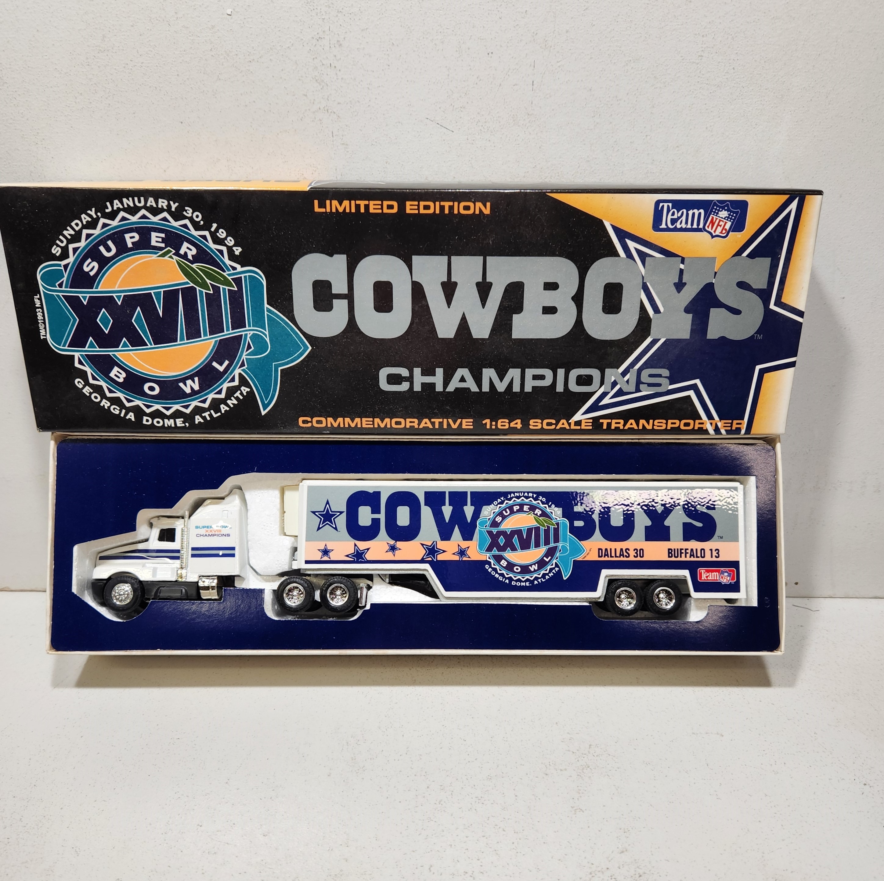 1994 Dallas Cowboys 1/64th Super Bowl XXVIII hauler by Ertl