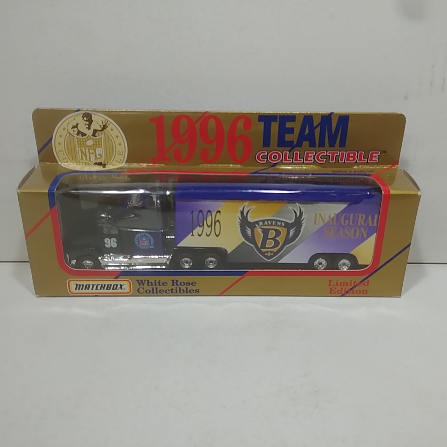 1996 Baltimore Ravens 1/80th NFL transporter