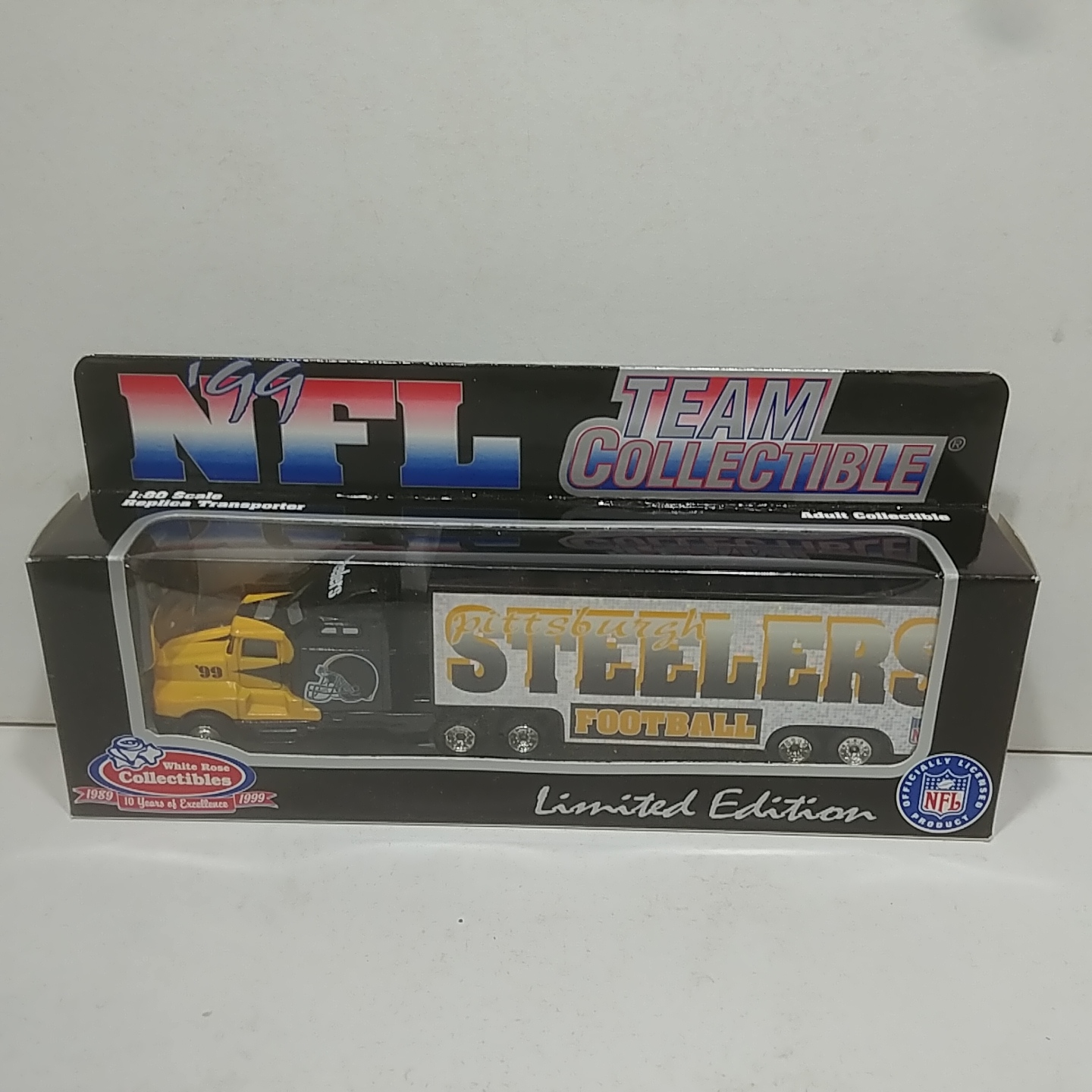 1999 Pittsburgh Steelers 1/80th NFL transporter
