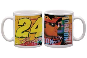 2003 Jeff Gordon DuPont 11 oz. collectors mug