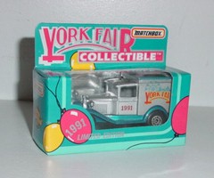 1991 York Fair 1/55th Old Time Box Truck