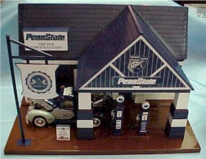 2002 Penn State Nittany Lion light up gas station
