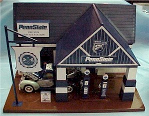 2002 Penn State Nittany Lion light up gas station