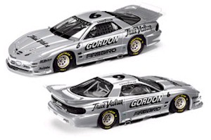 1998 Jeff Gordon 1/24th IROC c/w car