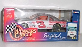 1995 Dale Earnhardt 1/24th GM Goodwrench "Silver" c/w car