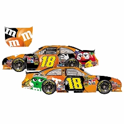 2012 Kyle Busch 1/64th M&M's "Halloween" Pitstop Series car