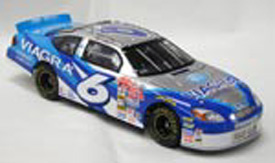 2001 Mark Martin 1/24th Pfizer Preferred Series c/w car