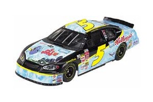 2003 Terry Labonte 1/64th Kelloggs "Finding Nemo" Pitstop Series car