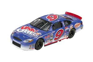 2003 Greg Biffle 1/64th Oreo Pitstop Series car